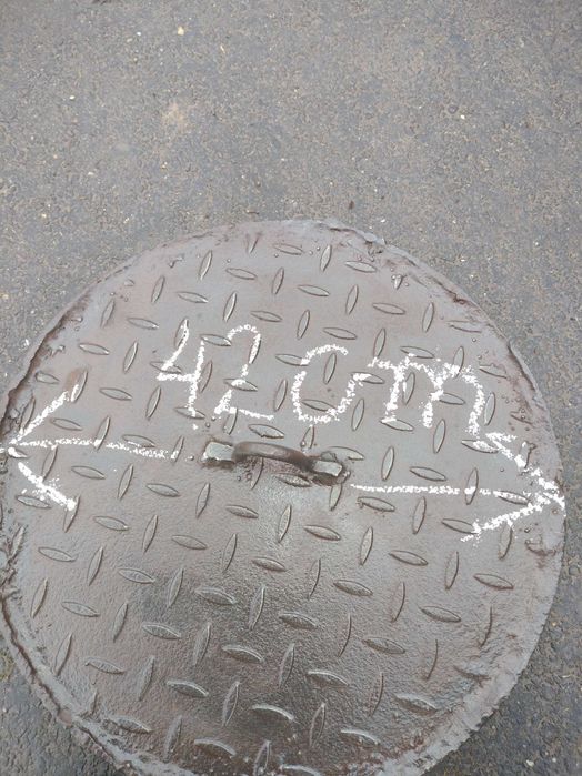 ȚĂST DIN MATERIAL GROS rezistent, diametru mare