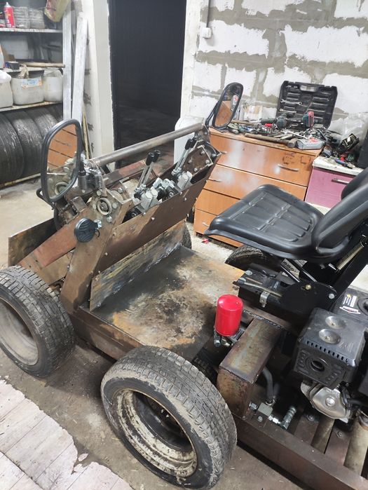 Продам мини погрузчик