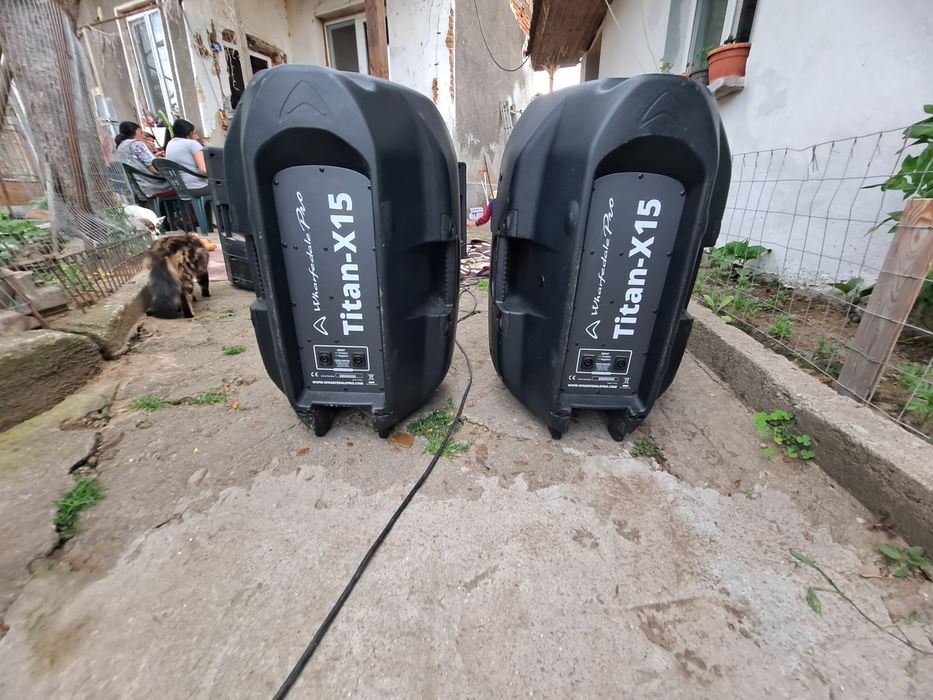 Продавам Томколони 2