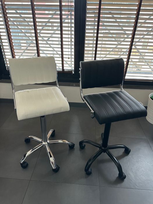 Бар стол на колелца City с 24м гаранция и безплатна доставка до офис