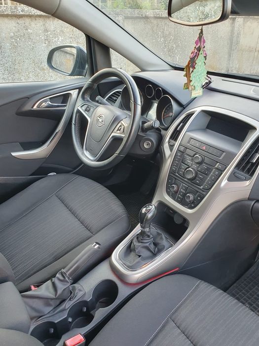 Opel astra j, mașină personală