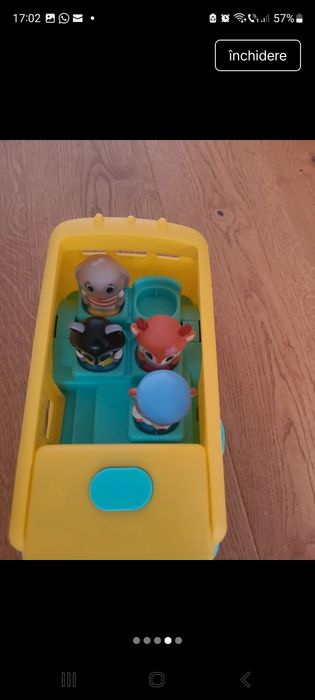 Autobus școlar cu sunete