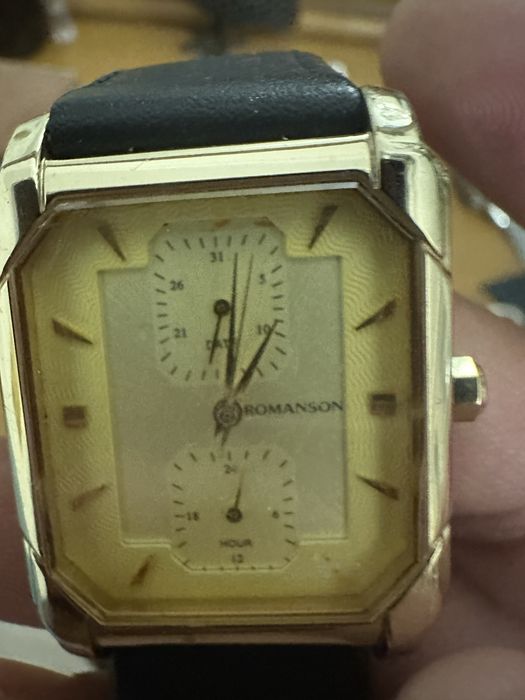 Продам часы Романсон