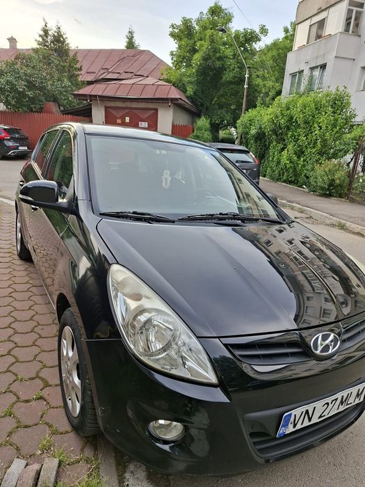 Se vinde Hyundai I 120