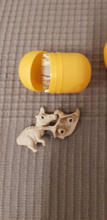 Динозаври от kinder natoons,разменям