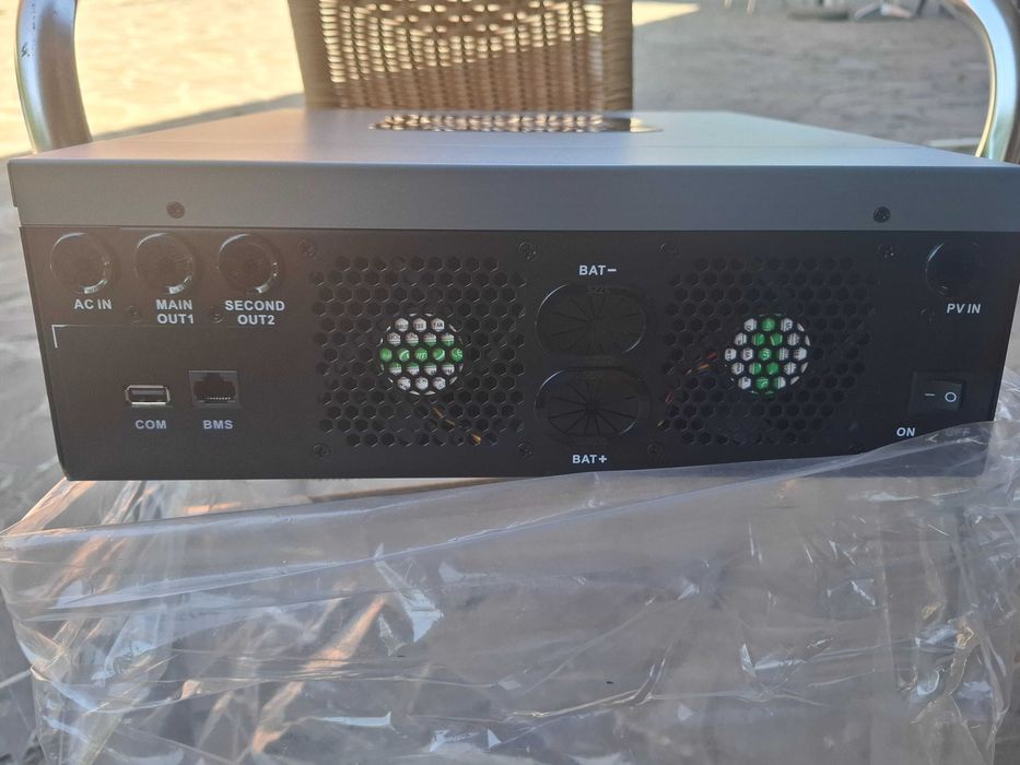 Invertor solar hibrid de 3,6KW, 5kw la 24V si 6,5kw/48V