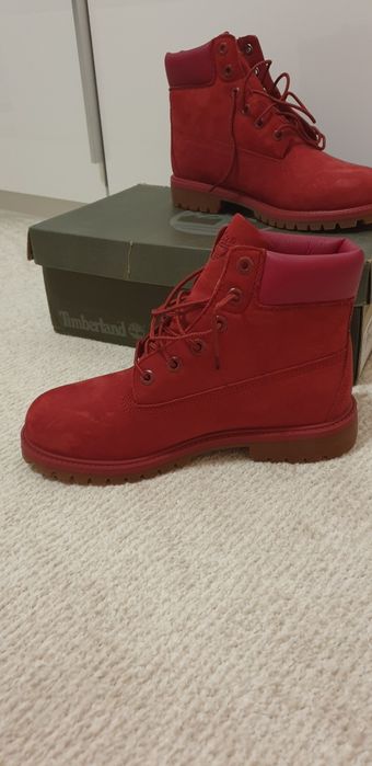 Ghete Timberland, din piele Nabuc