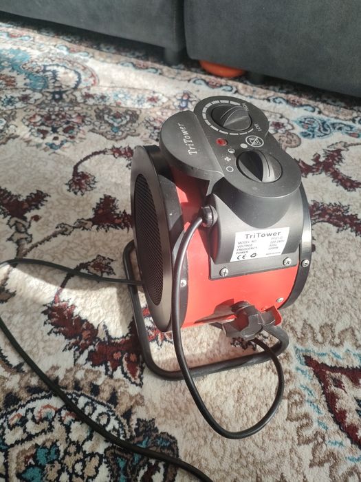 Продам электрический обогреватель