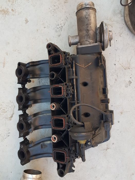 Всмукателен колектор бмв е90 е87 е60 м47