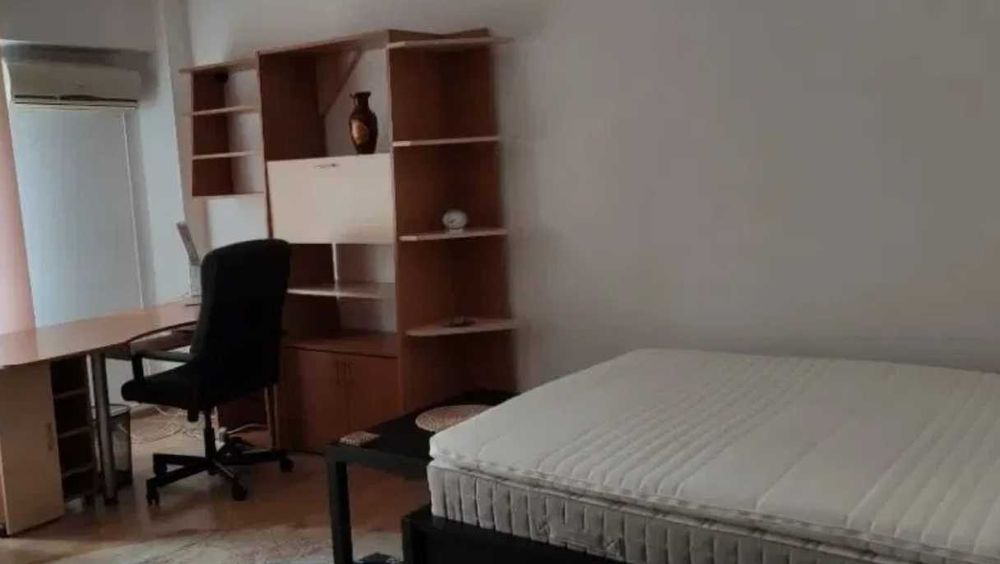 Дава се под наем Едностаен апартамент в Пловдив, Каменица 2 - 40 кв.м за 183.6 € - Снимка #1