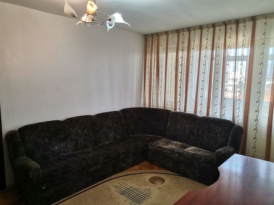 Apartament 2 camere semidecomandat