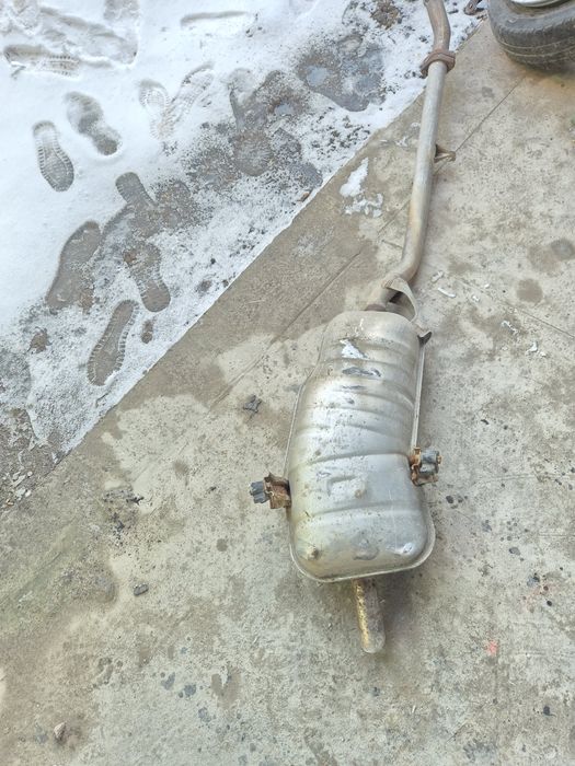 BMW e36 глушитель на BMW e36