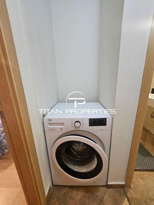 Дава се под наем Двустаен апартамент в Бургас, Център - 70 кв.м за 561 € - Снимка #8