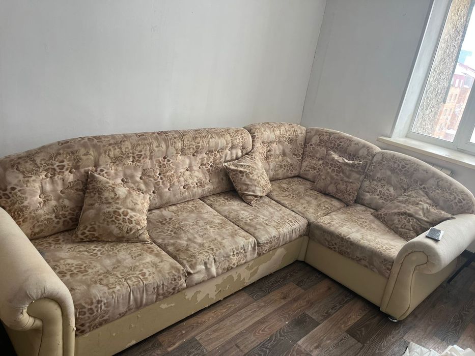 Продам диван и кресло