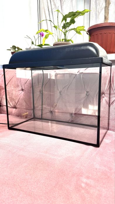 Продаю отличный аквариум