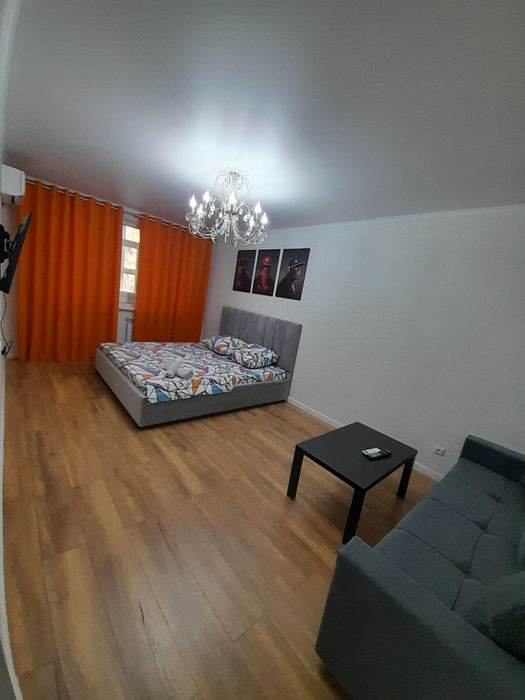 Сдам посуточно 1к.кв.5мкр.