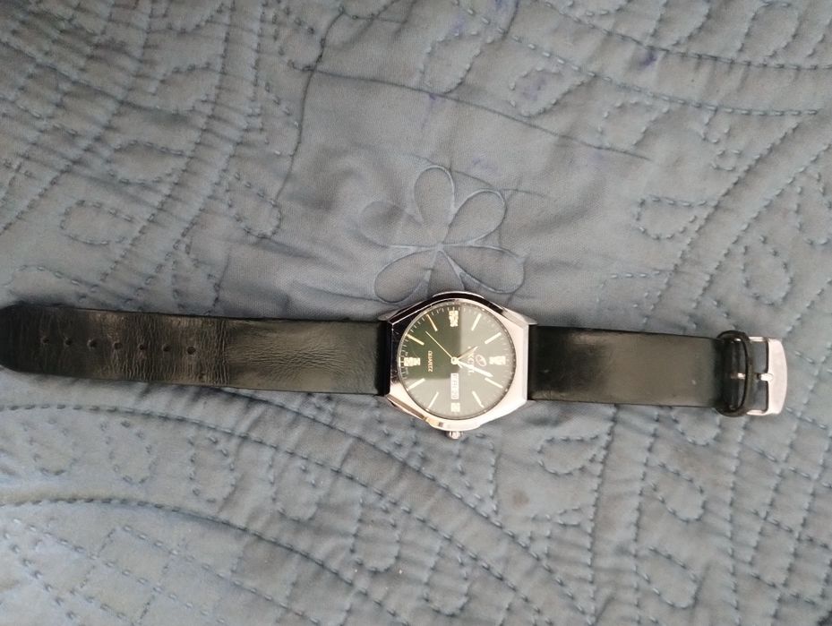 Продам часы Excel