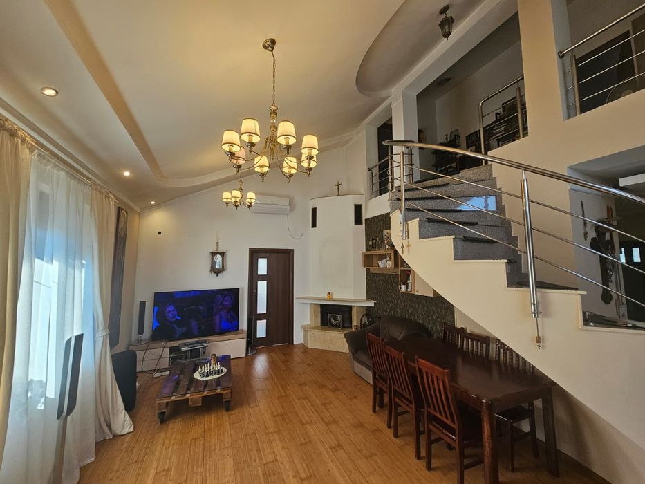 Particular vand casa/vila  P+1