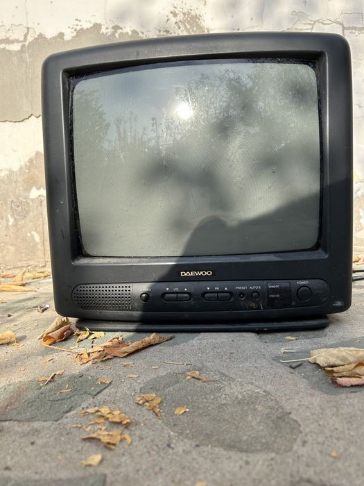 Телевизор маленки