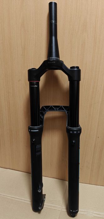 RockShox ZEB Base 160mm DebonAir 29" - 1.8" Tapered