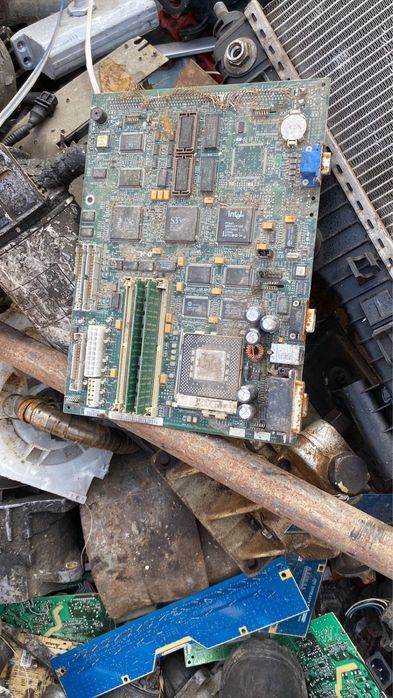 Прием металл очен дорого!!!