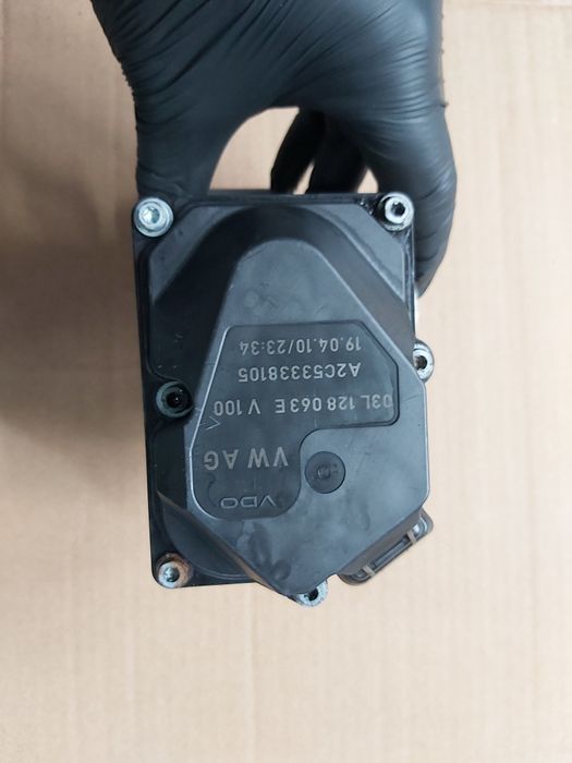 Clapeta accelerație / EGR volkswagen passat b6 / cc 2.0 tdi CBAB E5