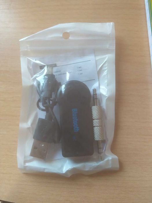 Bluetooth за кола блутут Aux хендсфри аукс аудио приемник жак 3.5мм