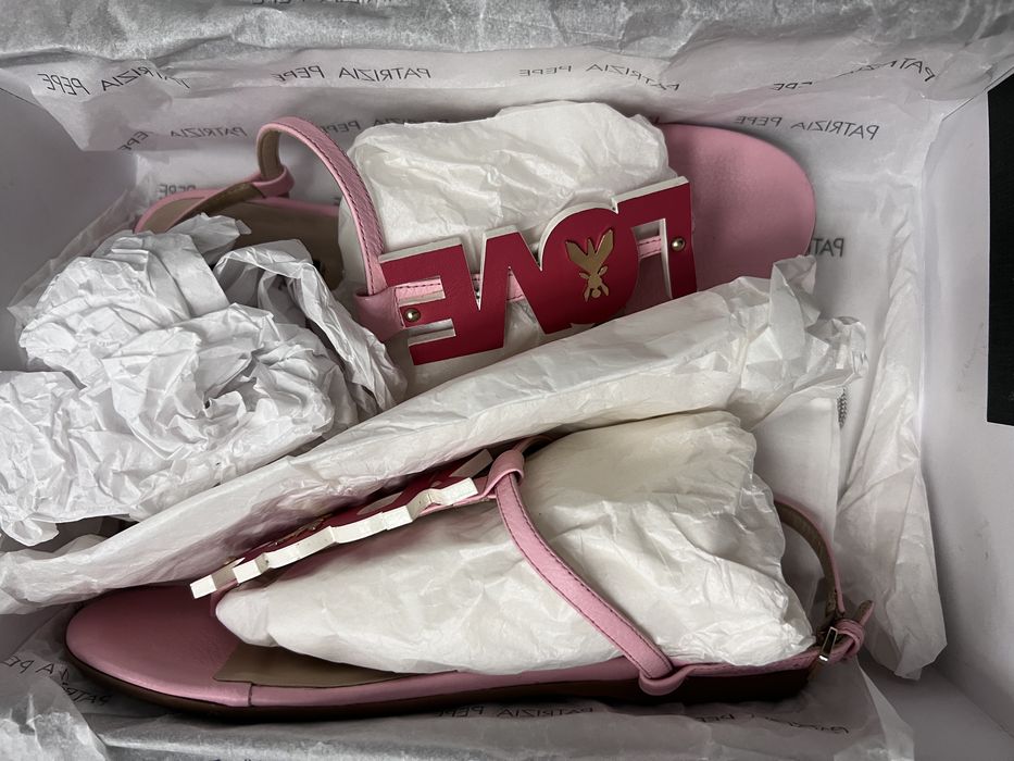 Pinko кецове, Patrizia Pepe сандали