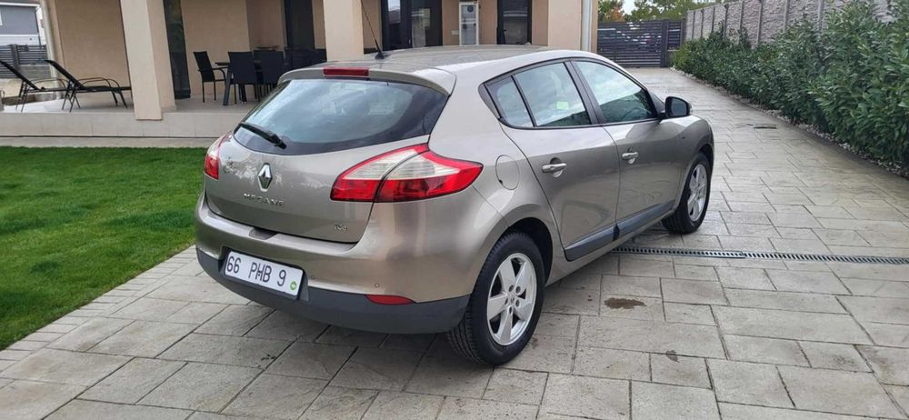 Renault Megane Model Bose