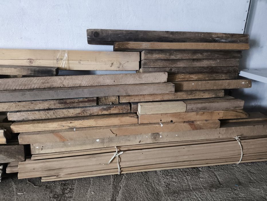 Доски брус плинтус наличник доска дерево