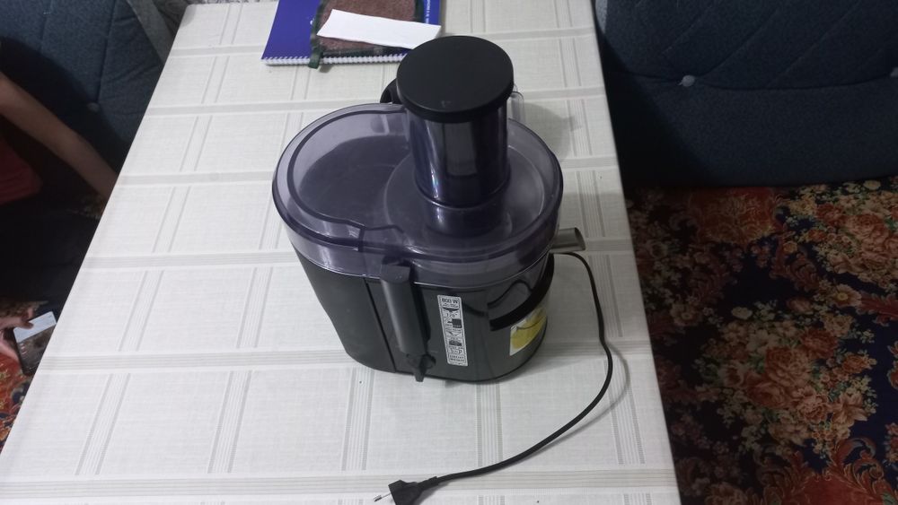 Соковыжималка в отличном состоянии