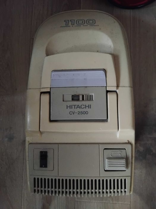 Продавам две прахосмукачки