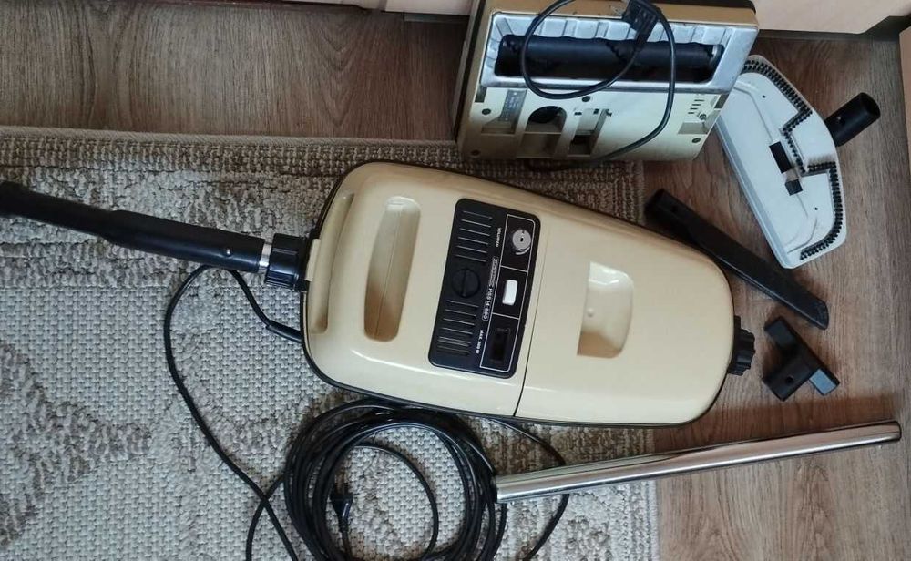 прахосмукачка  немска AKA ELECTRIC