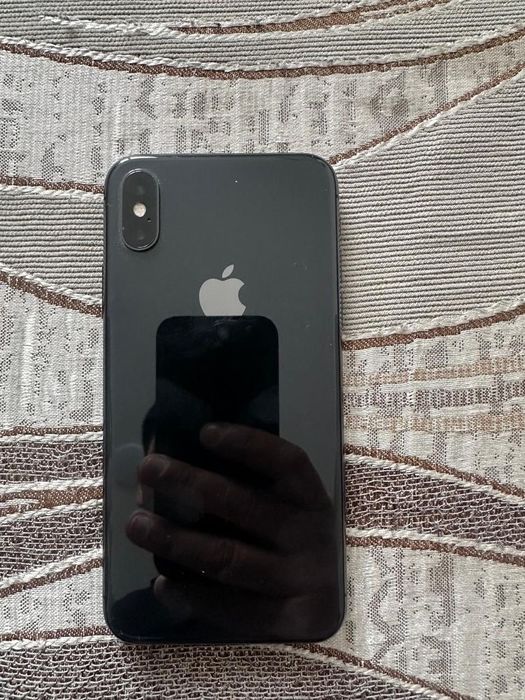IPhone X 256 гб.