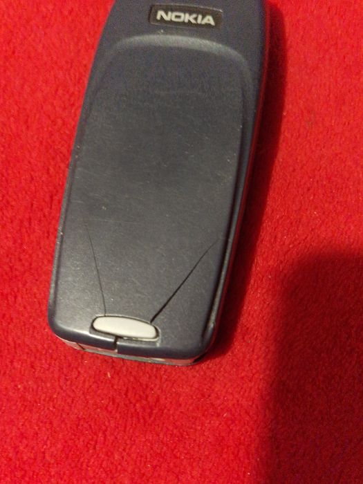 Telefon Nokia pentru piese sau colecție.