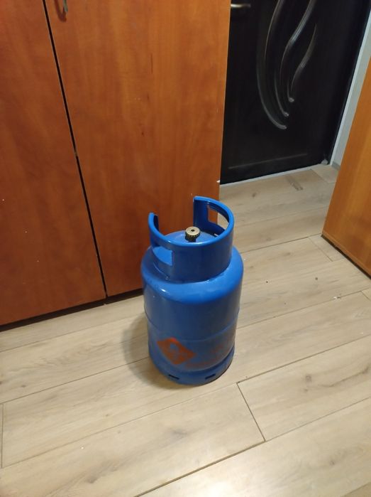 Vând butelie gaz, folosita,in stare foarte buna, impecabila,foarte bună!!