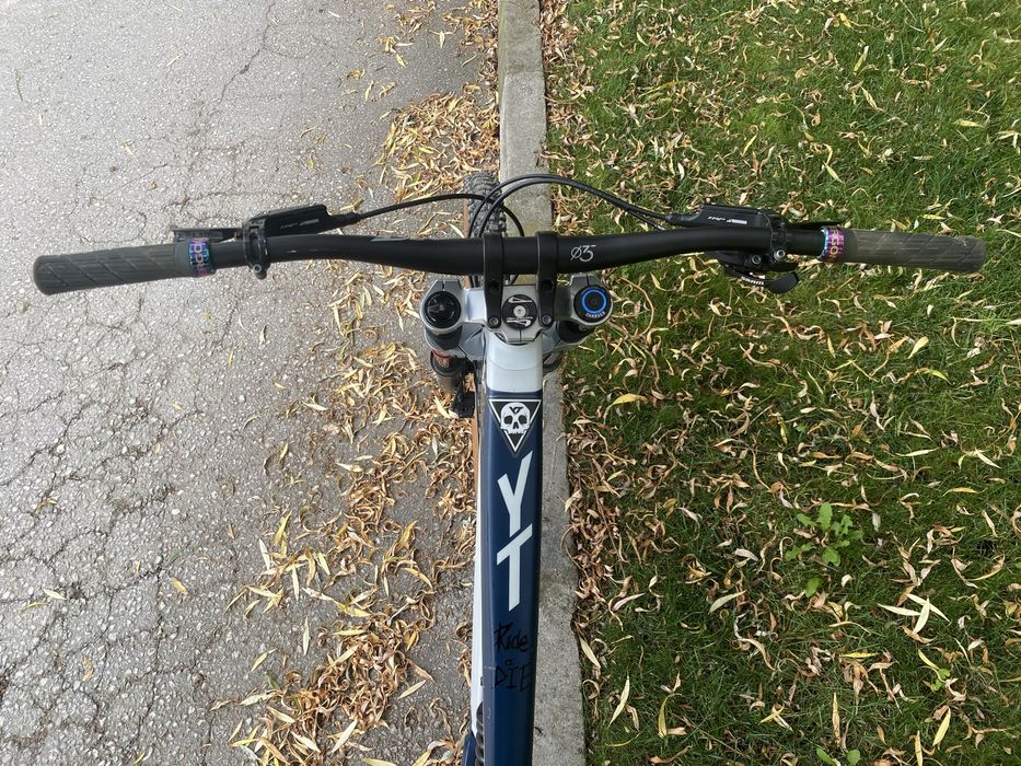 YT tues 2021 27,5 L Неразличимо от Ново!