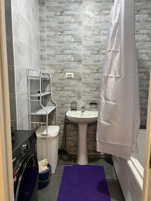 ПРОДАЁТСЯ КВАРТИРА/2 ком/ евроремонт