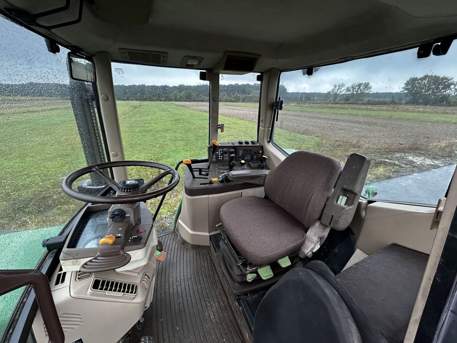 Tractor John Deere 6810 125 cp