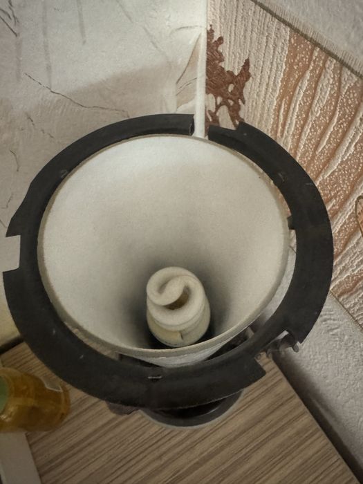 Комод / скрин с 4 чекмеджета и подарък