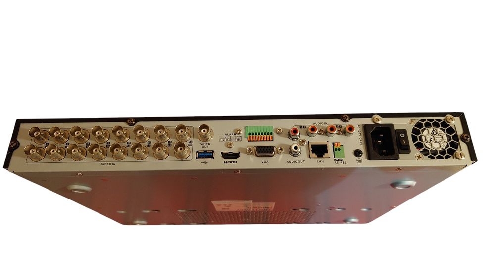 DVR Hikvision /16+16 канала / 4 TB HDD / Отлично състояние