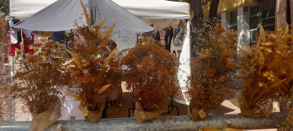 Букети бутикови от сухи цветя