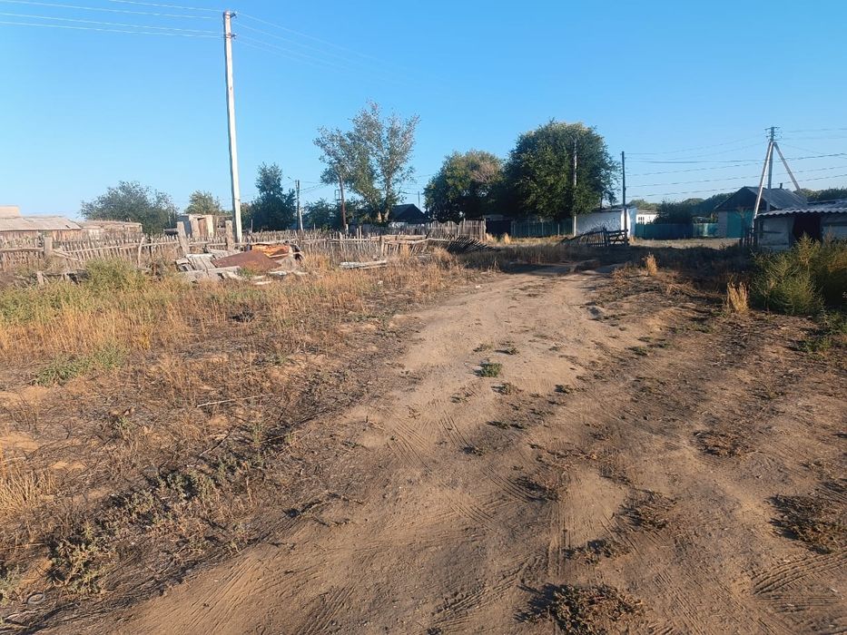 Приречнида 3 бөлмелі уй сатылады