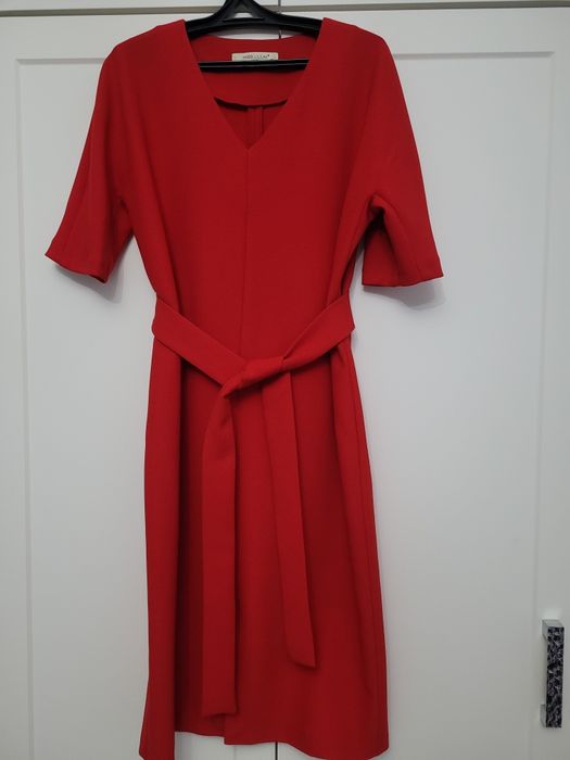 Вечерние и нарядные платья