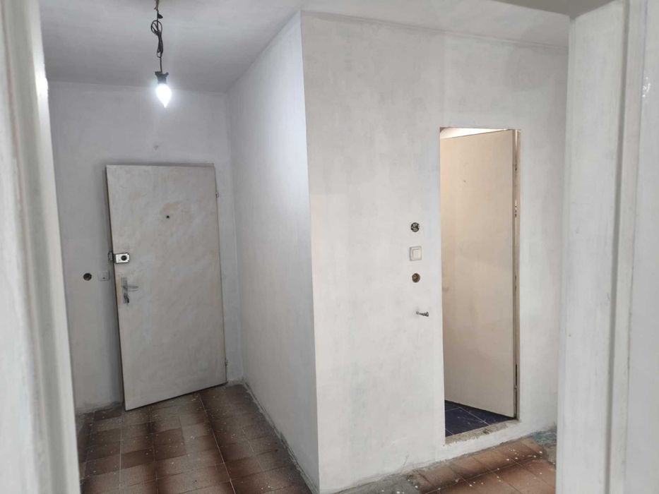 Апартамент Тристаен