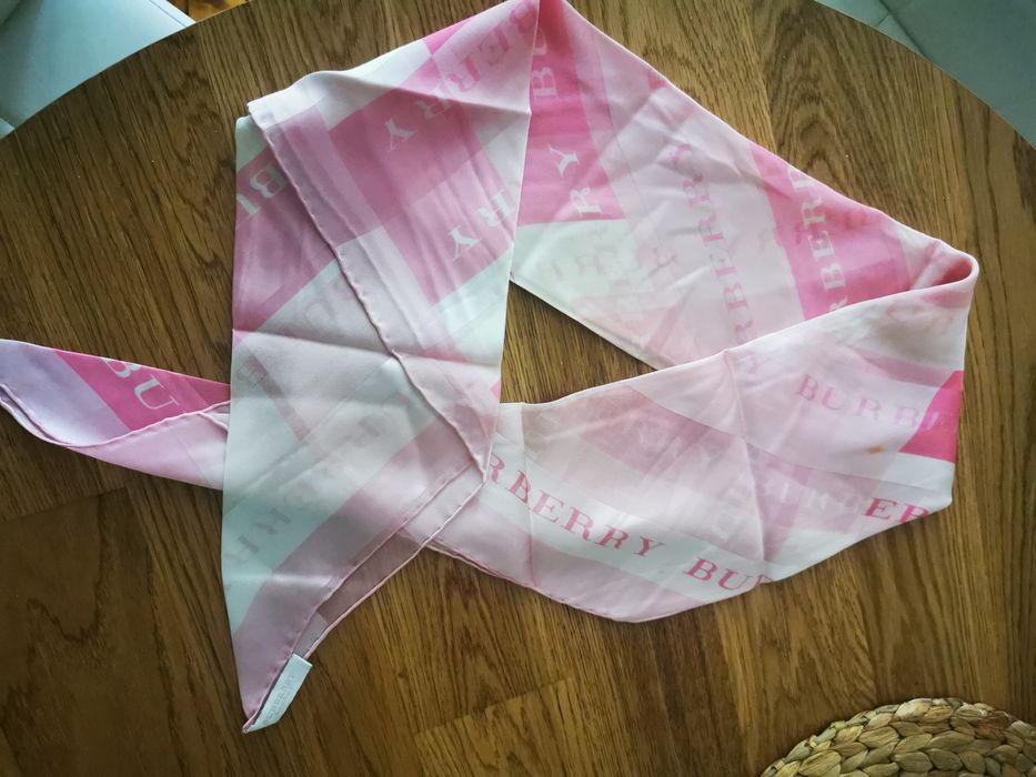 Шал Burberry, Furla, Enrico Covery