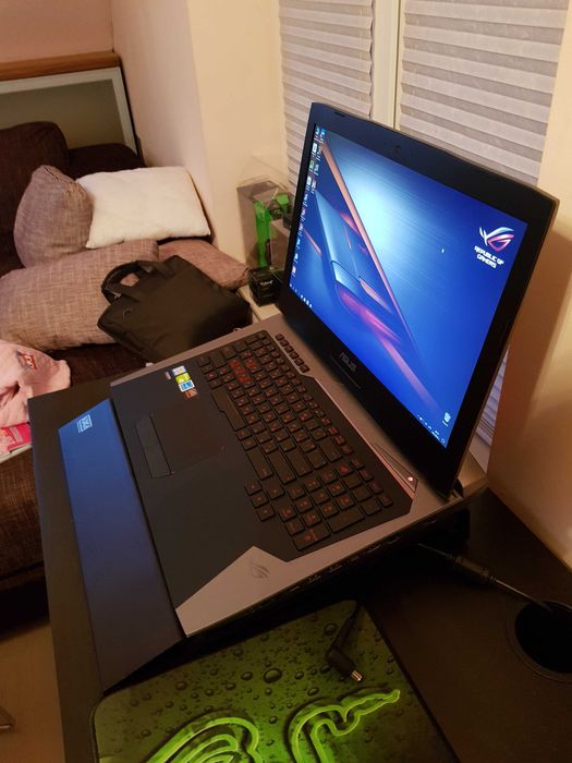 Asus ROG Гeймърски Лаптоп, i7, GTX 1070 8GB, 32GB RAM