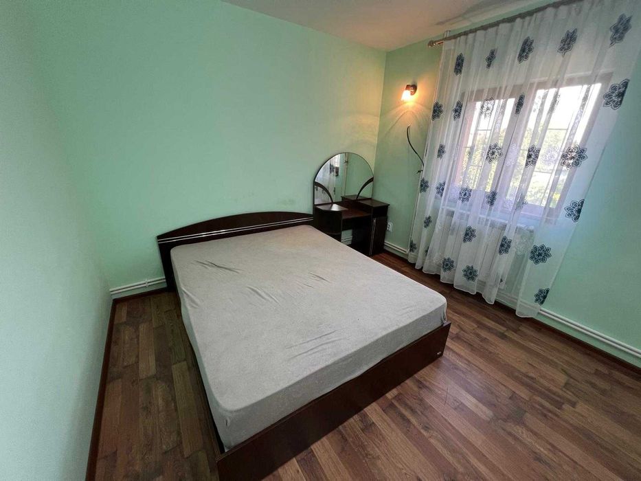 Casa de inchiriat Iasi Rusenii vechi 7 camere