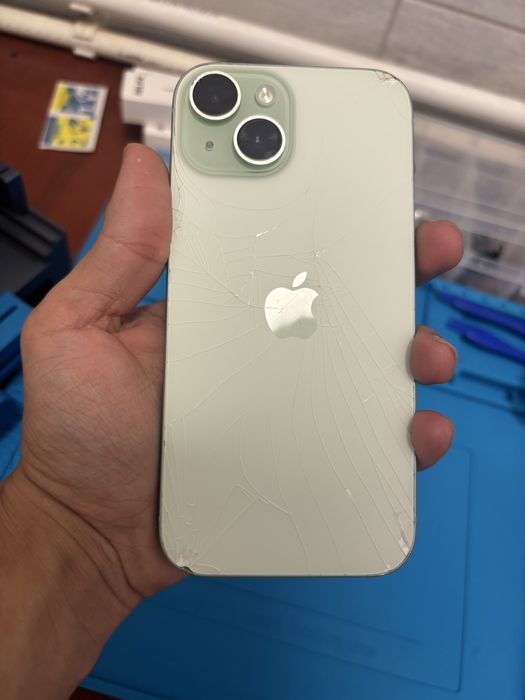 Vand iphone piese