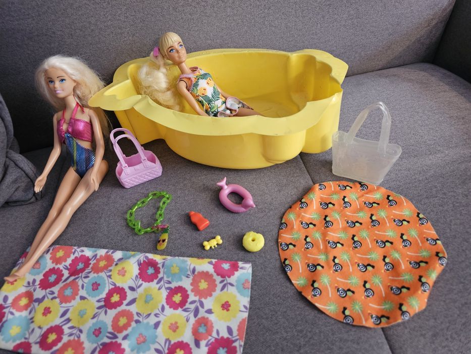 Barbie кукли,аксесоари, обзавеждане